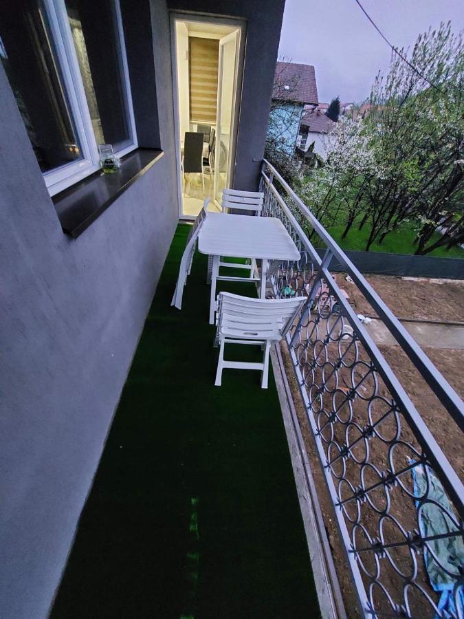 L'Appartement De La Pyramide Du Soleil Visoko Eksteriør billede